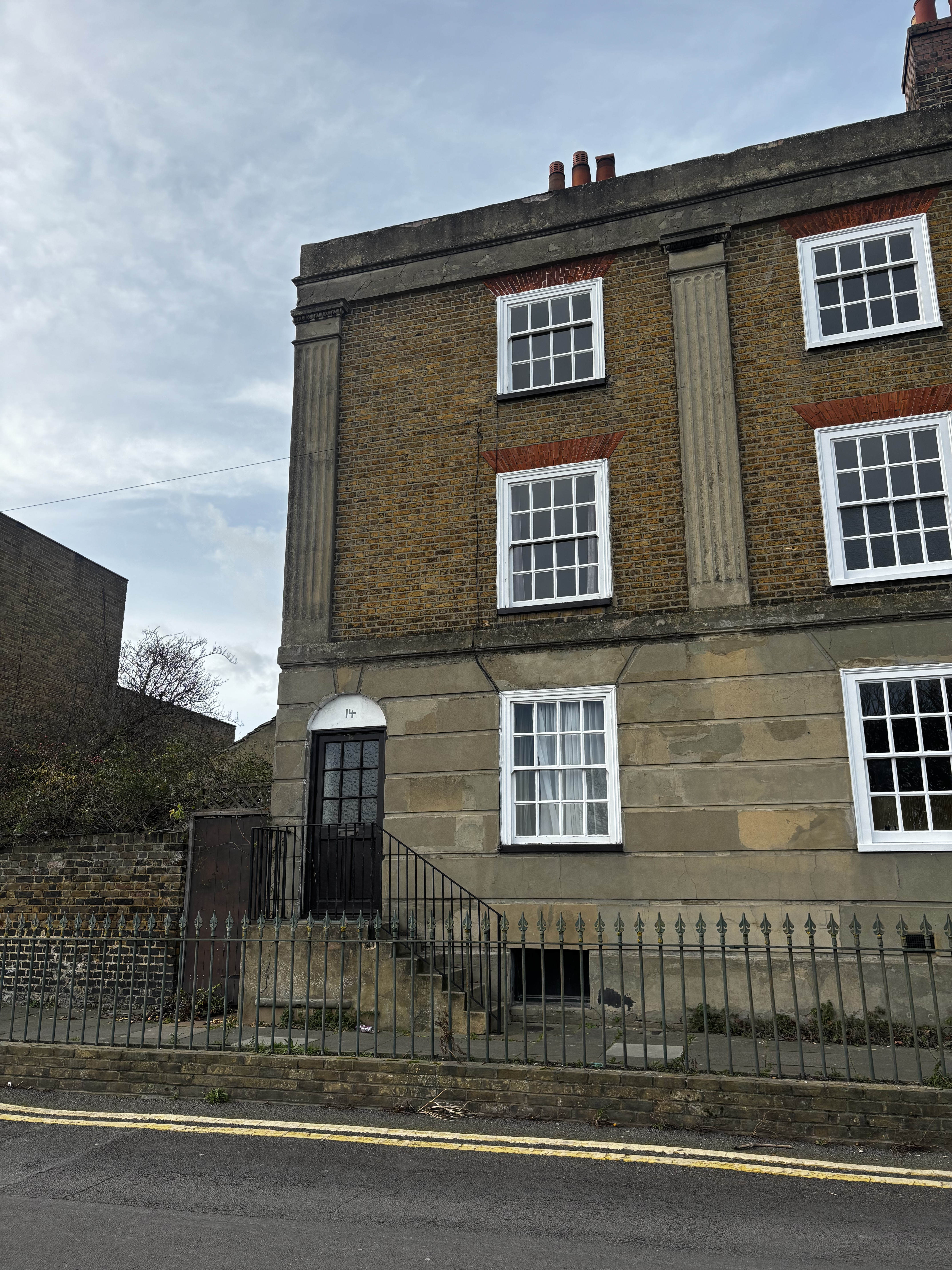 Milton Place main gallery view